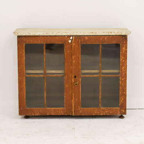Early 19th Century English Folk Art Painted Glazed Scratch Cupboard c.1820