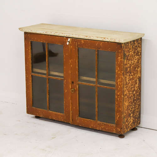 Early 19th Century English Folk Art Painted Glazed Scratch Cupboard c.1820
